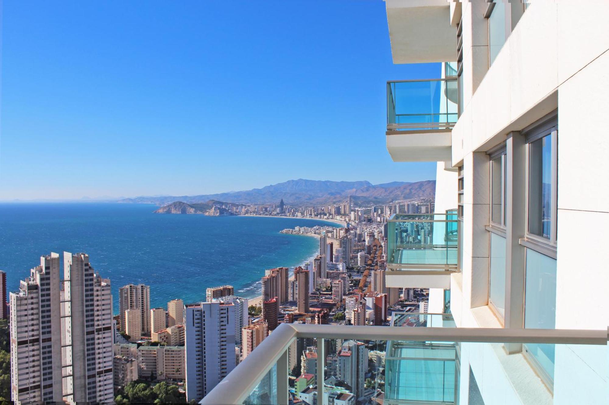 Apartamento 3 Dormitorios - Planta 41 Torre Lúgano Benidorm Habitación foto